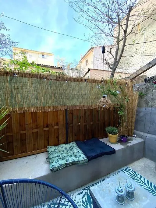 Le Petit Vendome Avec Terrasse Apartment Aix-en-Provence