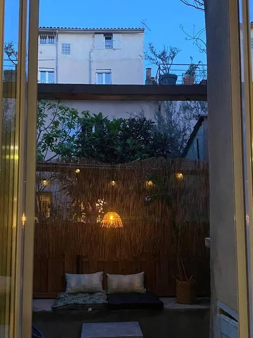 Le Petit Vendome Avec Terrasse Apartment Aix-en-Provence