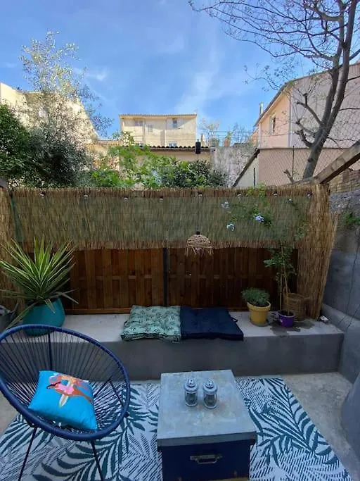 Le Petit Vendome Avec Terrasse Apartment Aix-en-Provence France